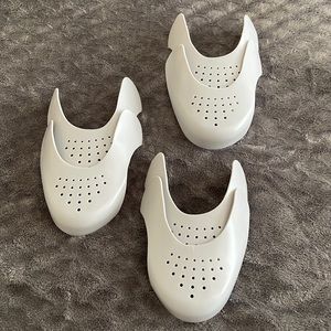 3 pair crease protectors